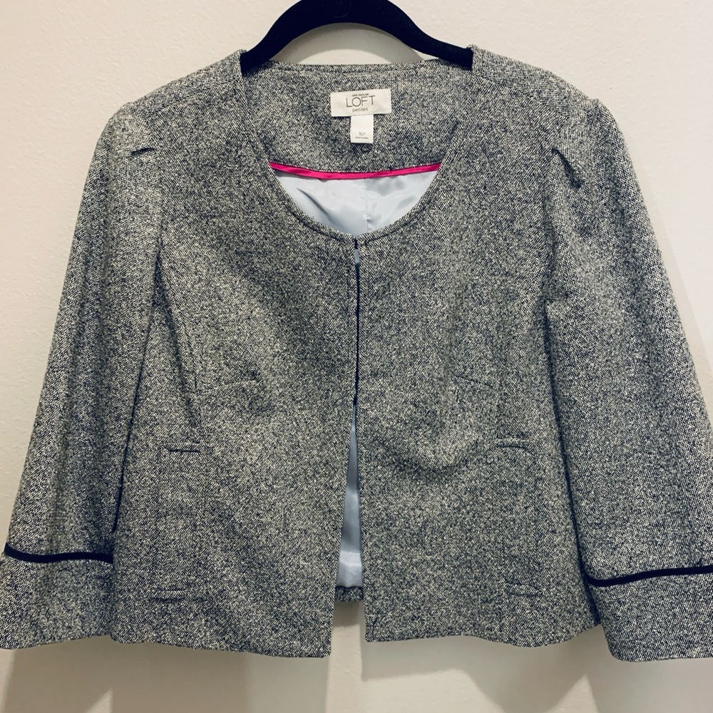 Loft crop blazer